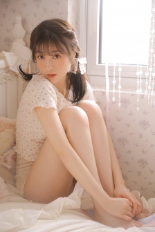 草莓丝瓜芭乐鸭脖奶茶